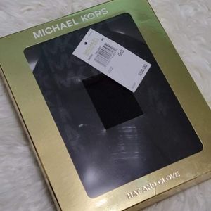 2 Piece Gift Set, Hat & Gloves from Michael Kors